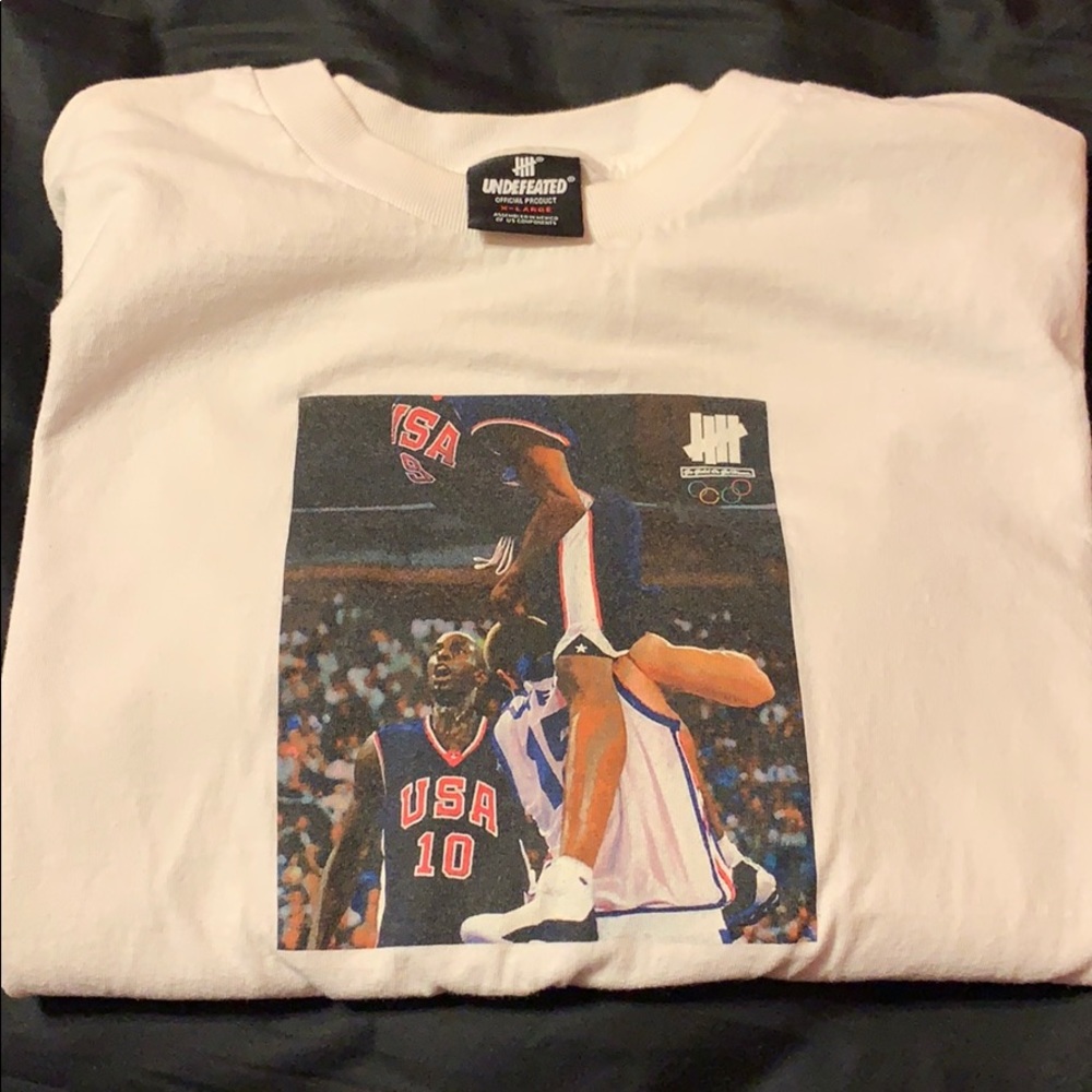 Undefeated Vince Carter T-Shirt Size XL